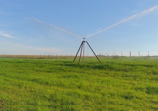 Sistema de irrigação agro instalado pela Pluvialle em propriedade rural no Rio Grande do Sul